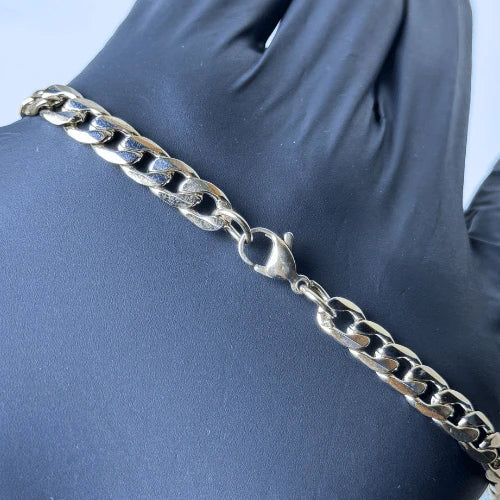 Blod Silver Bracelet For Boys & Girls With Free Delivery